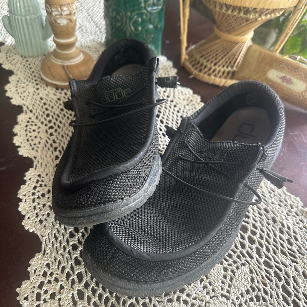 HEY DUDE Black Men’s Shoes Size 13!!
